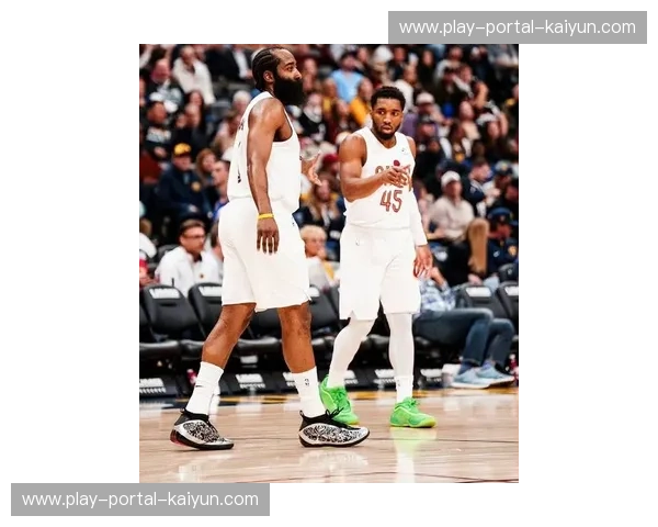 骑士119-117绝杀掘金，米切尔罚球制胜哈登关键三分